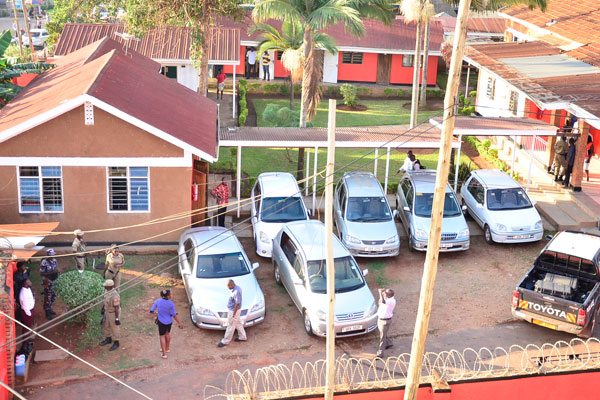 Politie-inval bij het kantoor van ActionAid Oeganda.