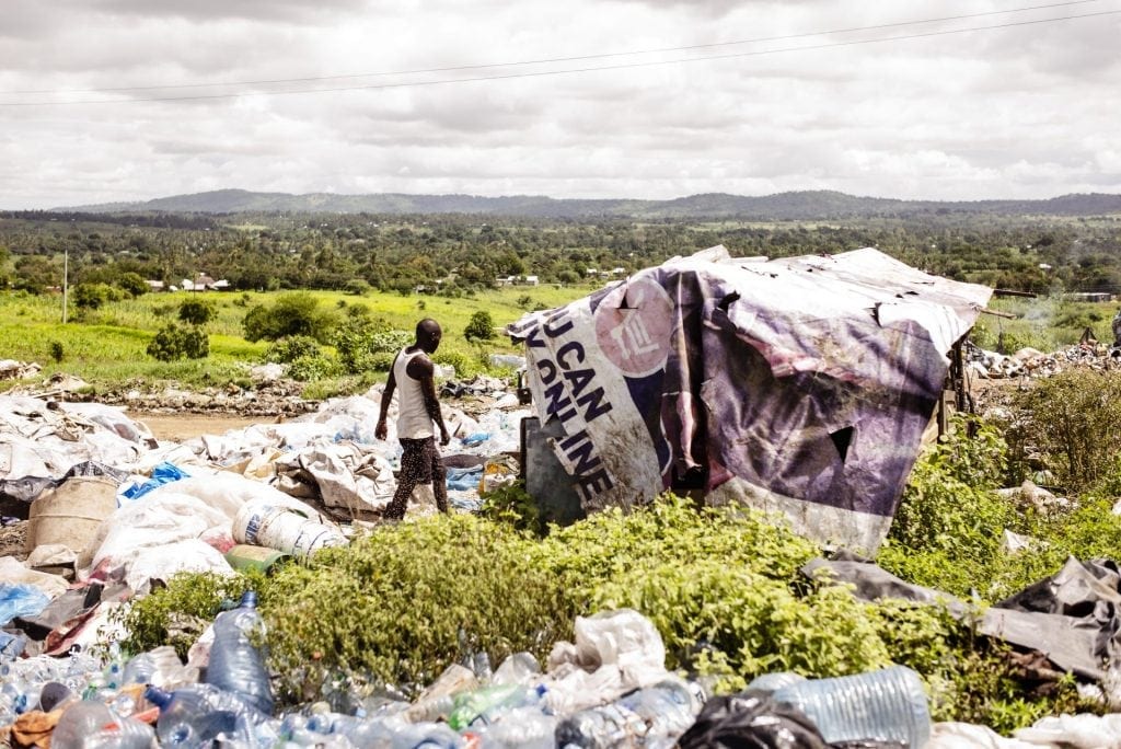 In Kenia steunt ActionAid een gemeenschap bij een vuilstort om voor hun rechten op te komen
