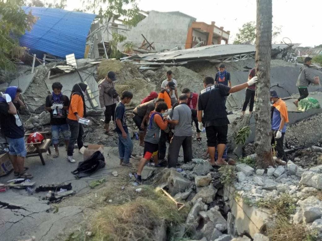 ActionAid biedt noodhulp in het door een aardbeving en tsunami getroffen gebied Sulawesi in Indonesië