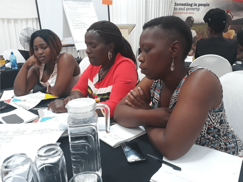 Met steun van ActionAid weten vrouwen nu hoe ze kunnen opstaan tegen misstanden in de mijnbouwsector.