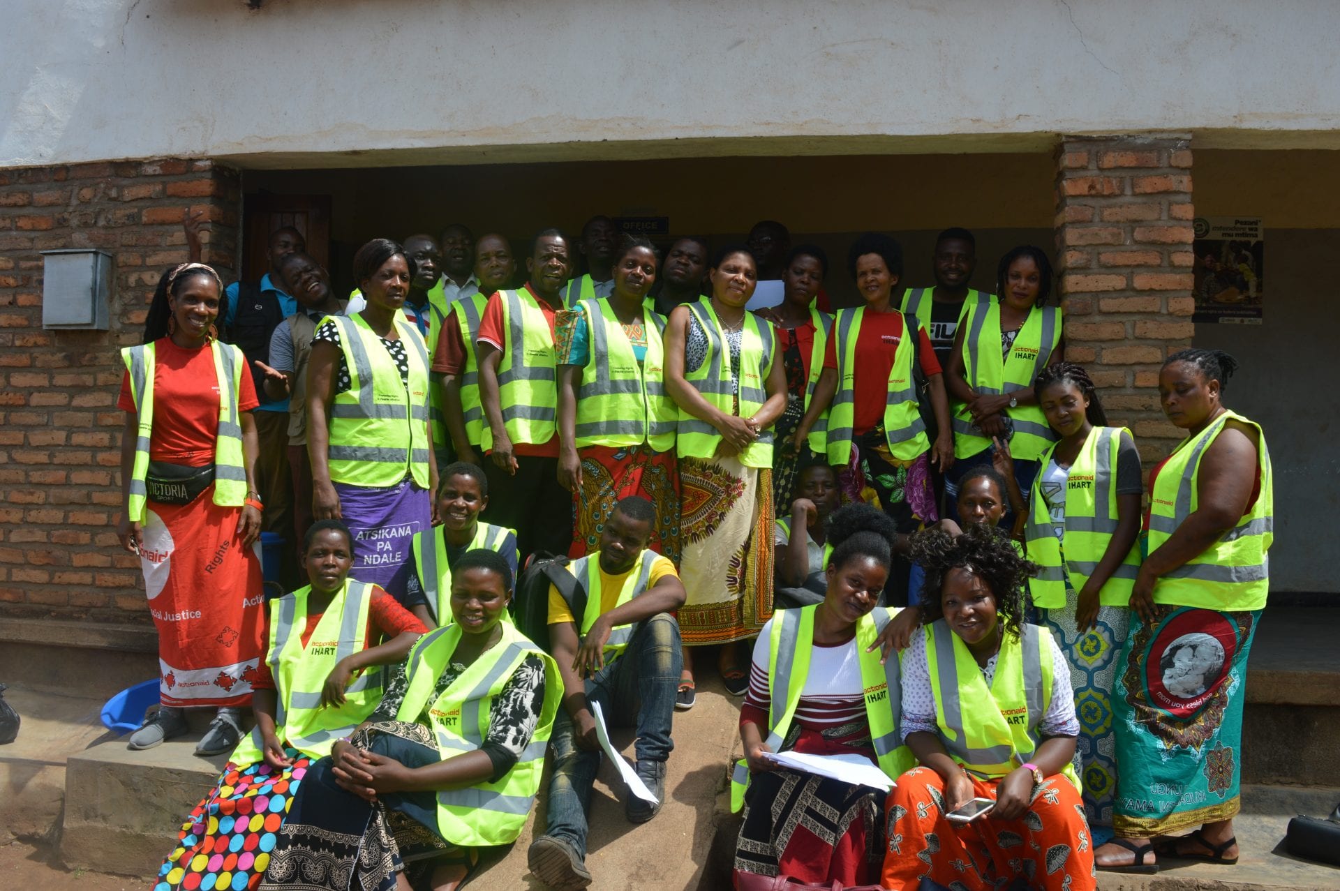 In Malawi is een team geleid door vrouwen, en ondersteunt door ActionAid, actief om noodhulp te bieden waar nodig