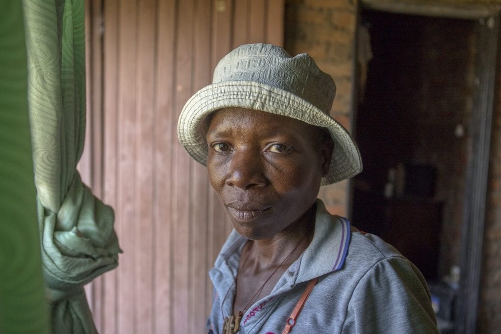 Nelia uit Zimbabwe heeft noodhulp ontvangen van ActionAid tijdens de droogte in Zuidelijk Afrika